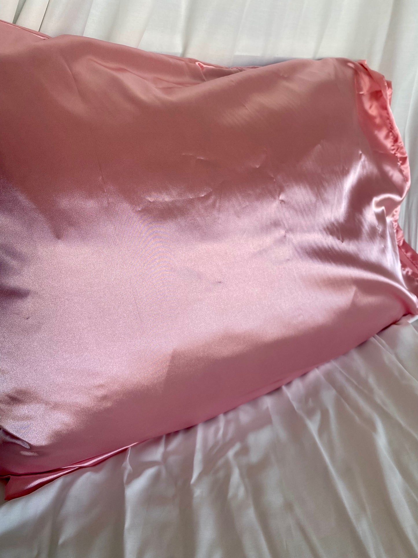 Satin Pillowcase | Funda de almohada de Satin
