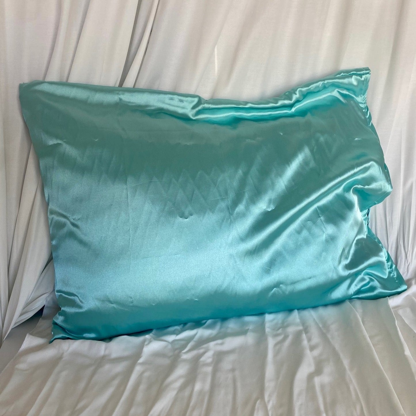 Satin Pillowcase | Funda de almohada de Satin