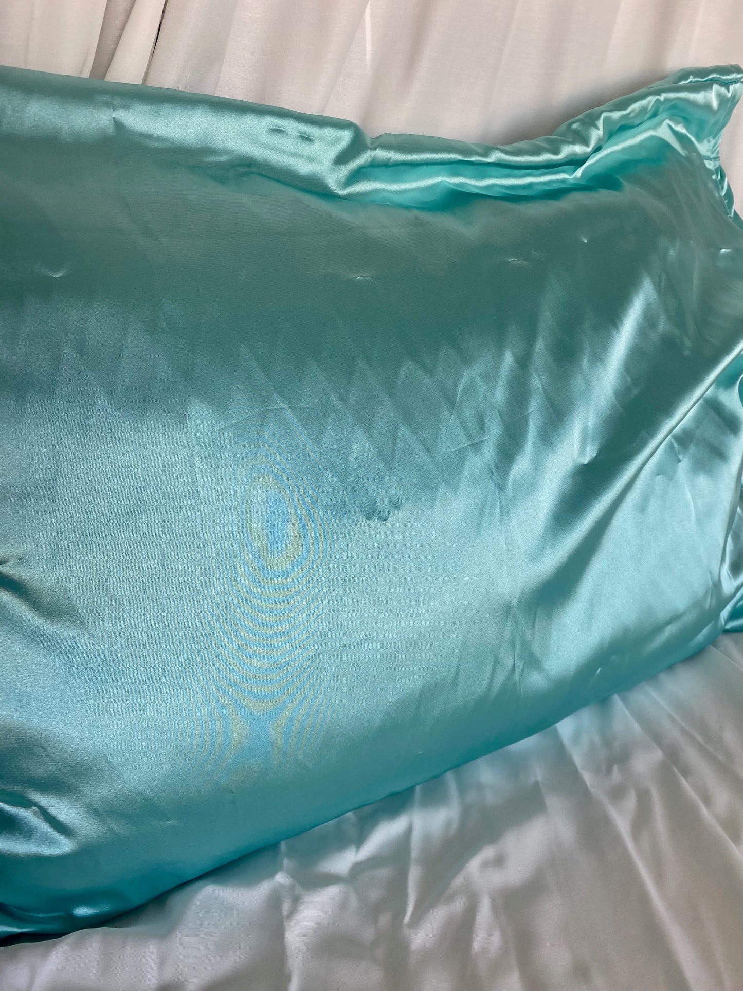 Satin Pillowcase | Funda de almohada de Satin